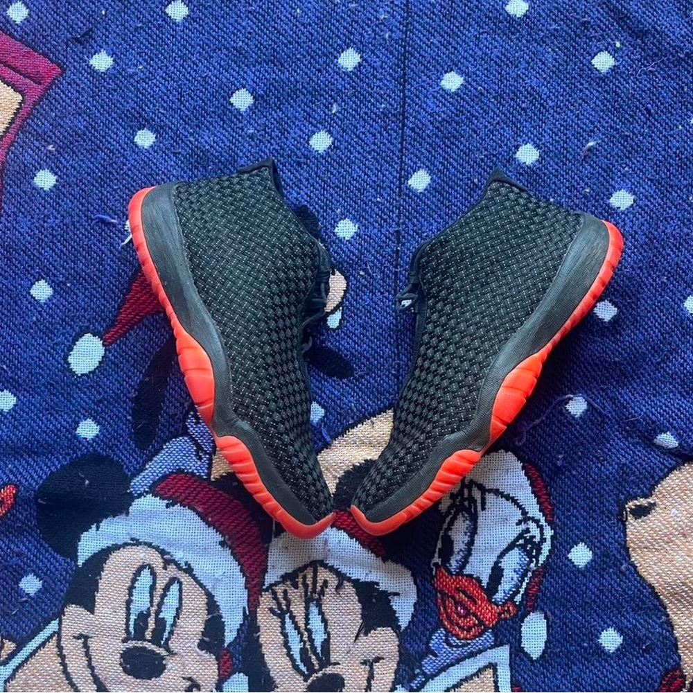 Nike air jordan XI future premium infrared black bred